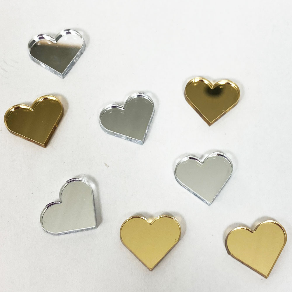 Сърчица от плексиглас 2х1.75см - 10бр.